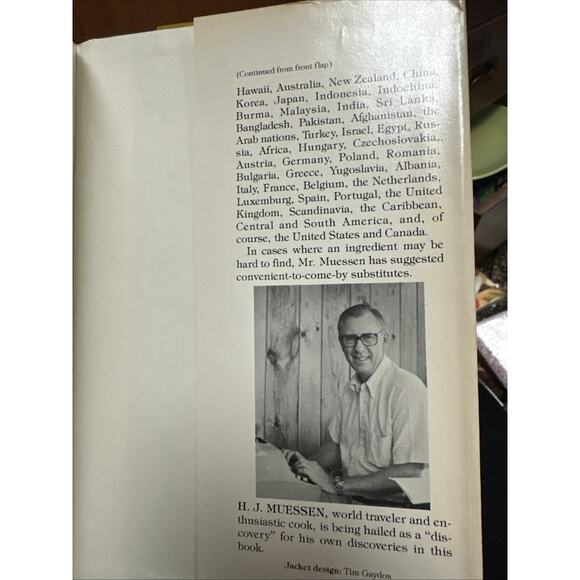 Vtg How The World Cooks Chicken 375 Great Recipes History Muessen 1980 - Picture 6 of 6